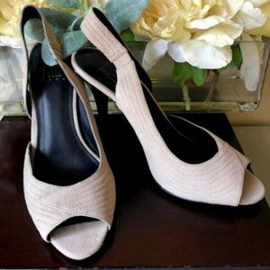 Pelle Moda Birch Suede Slingback Heel Size 8.5